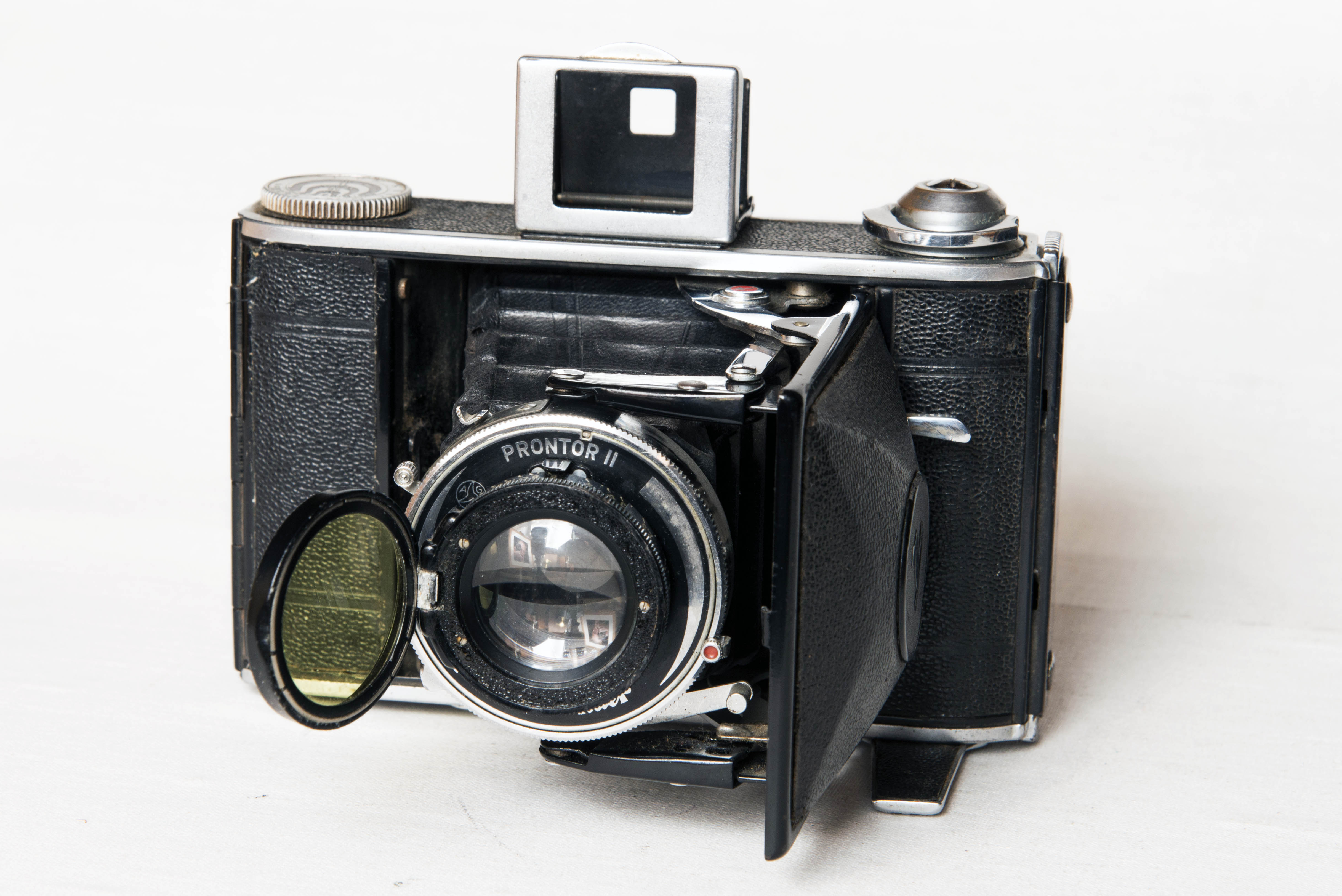 VOIGTLANDER BESSA 66 " BABY BESSA Jr"